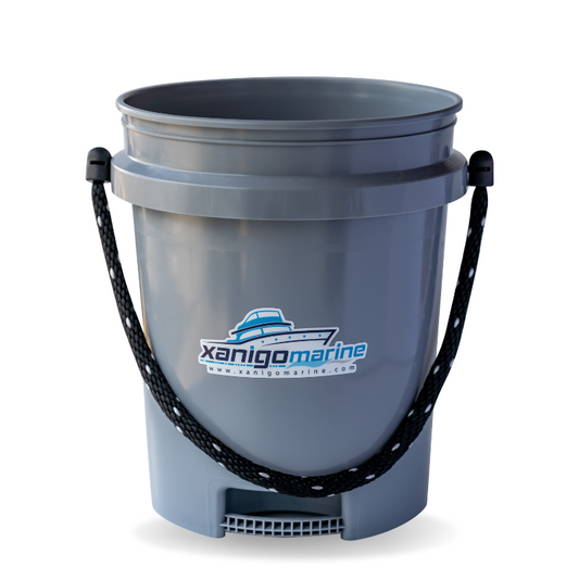 Xanigo Marine Premium Rope Handled Bucket